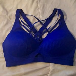 COPY - VS x SPORT sports bra